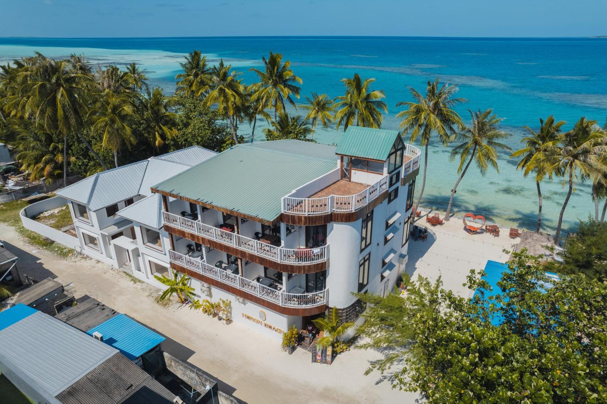 Heron Beach Hotel - The Best Maldivian Getaway In Dhiffushi,Maldives Zewnętrze zdjęcie
