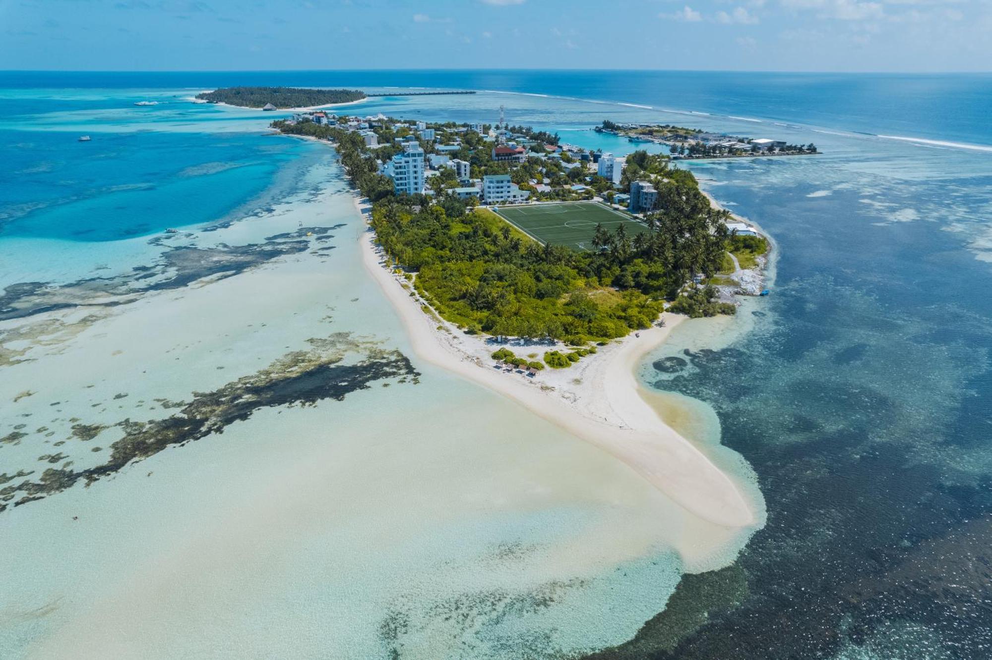 Heron Beach Hotel - The Best Maldivian Getaway In Dhiffushi,Maldives Zewnętrze zdjęcie
